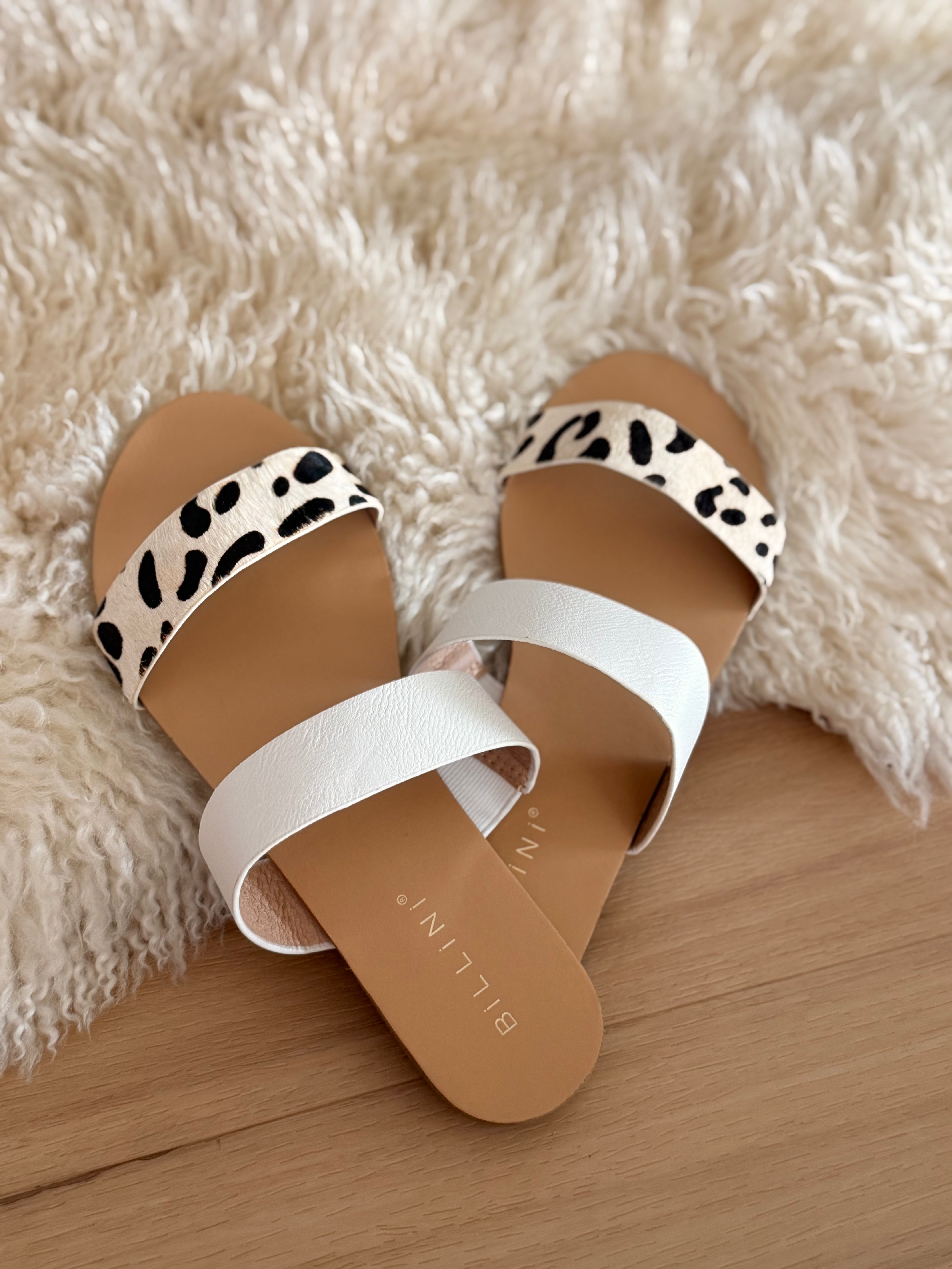 Mantel Slides - White/Leopard