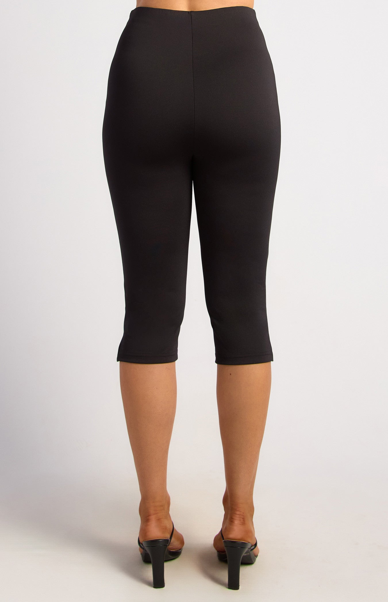Olivia Capri Pants - Black
